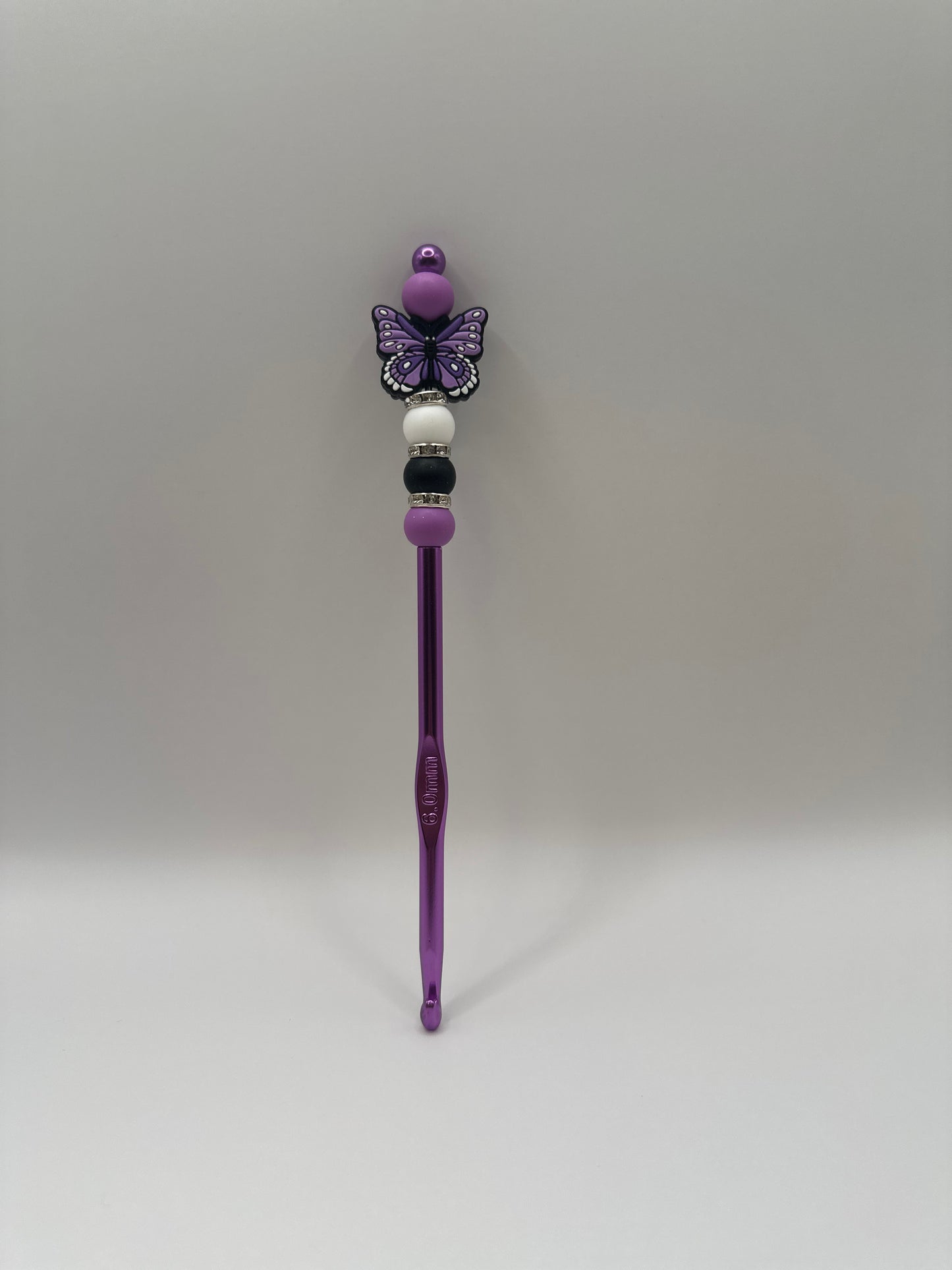 Lila Schmetterling Häkelnadel 🦋